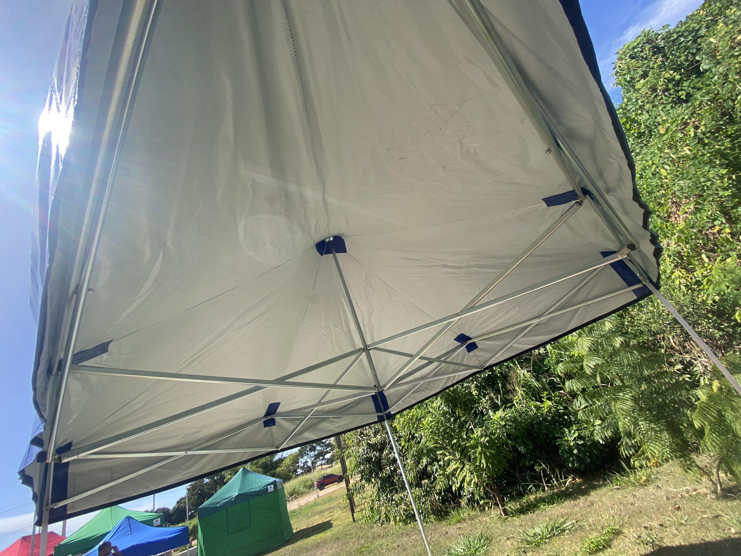 Tenda Sanfonada 3x3 PVC - Imagem 17