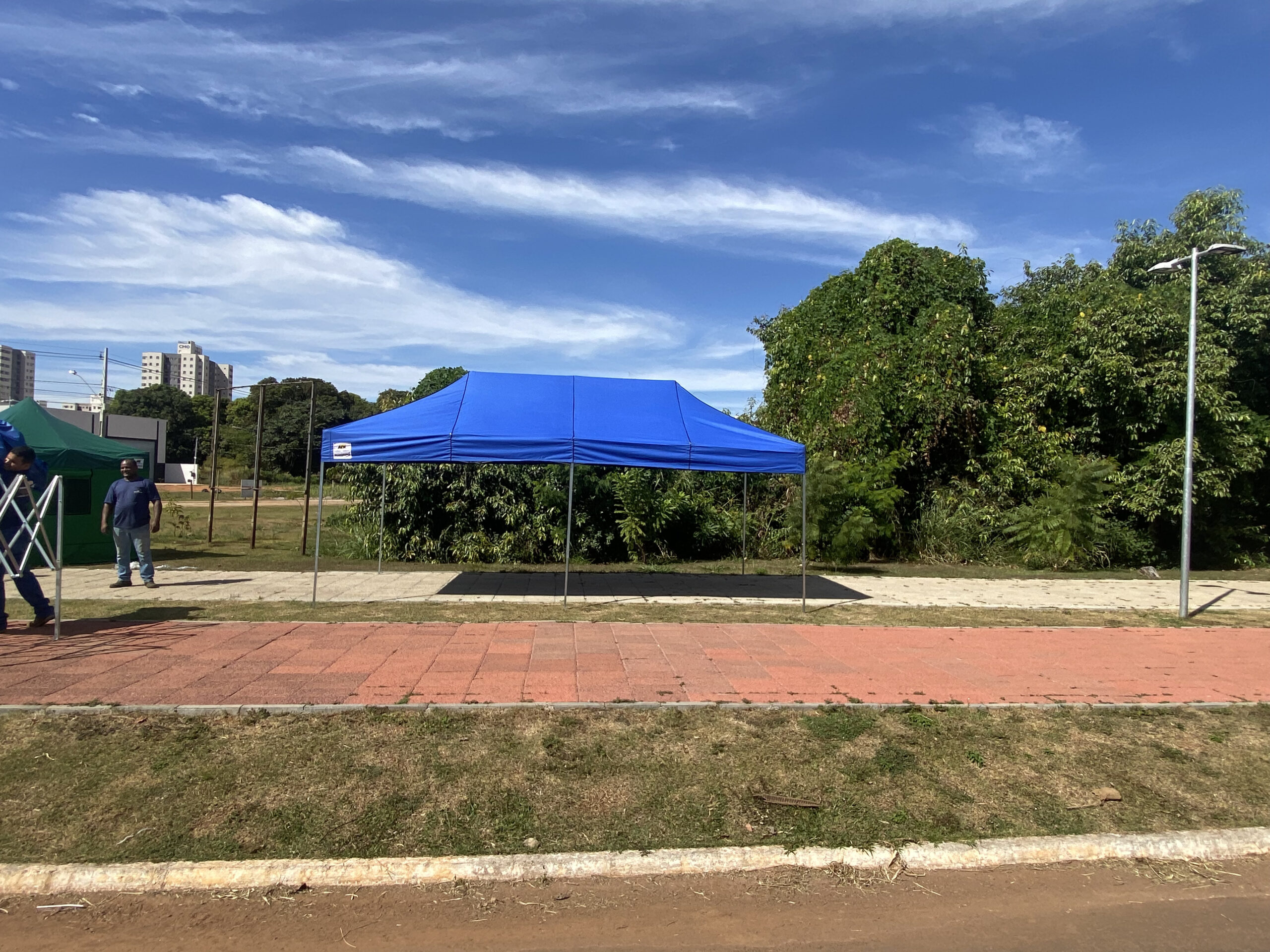 Tenda Sanfonada Nylon 6x3 - Imagem 2