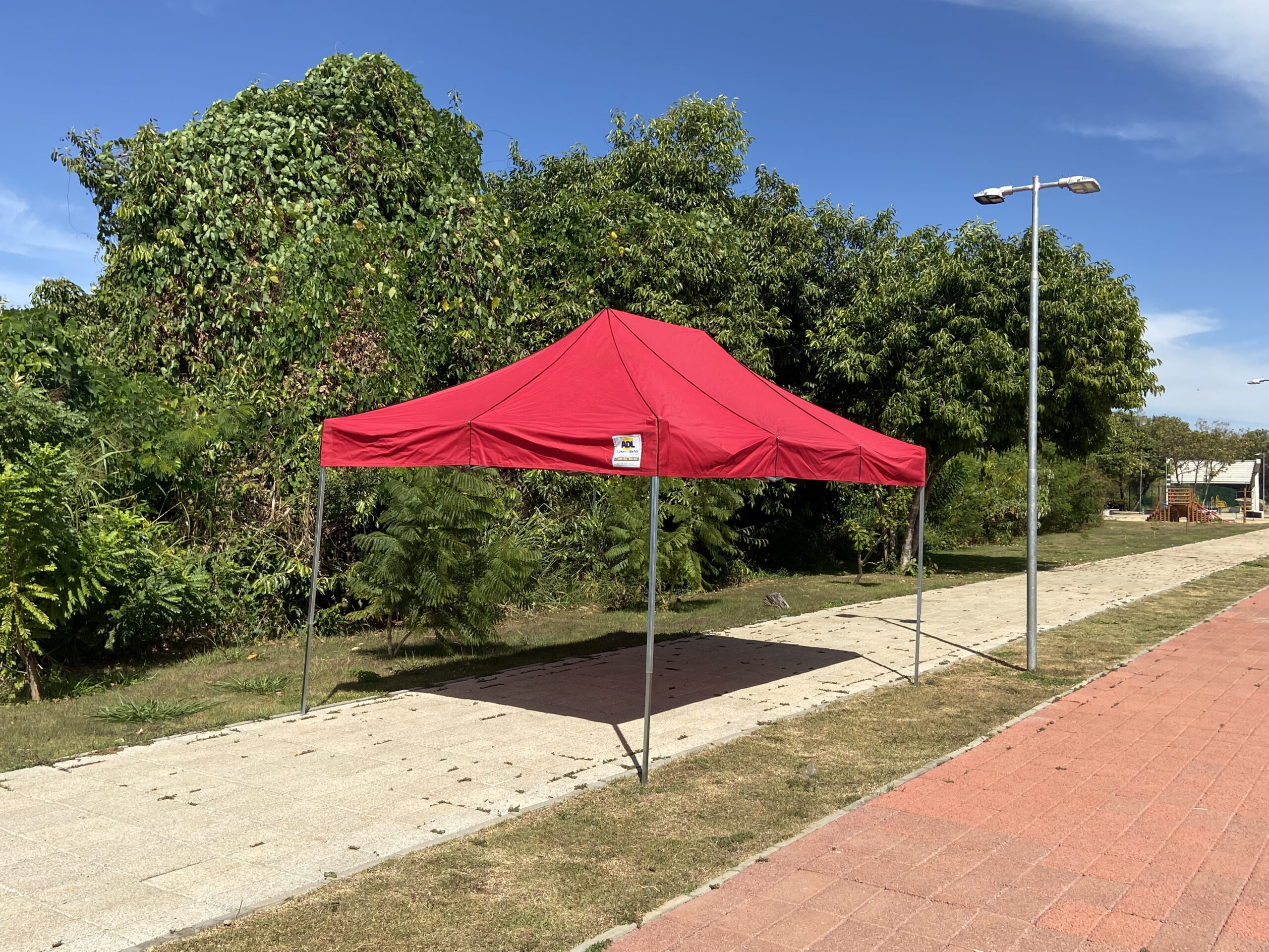 Tenda Sanfonada Nylon 4,5x3 - Imagem 19